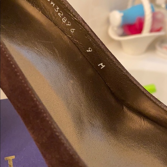 Stuart Weitzman Chocolate Brown Suede Pumps-NEW - Picture 3 of 8